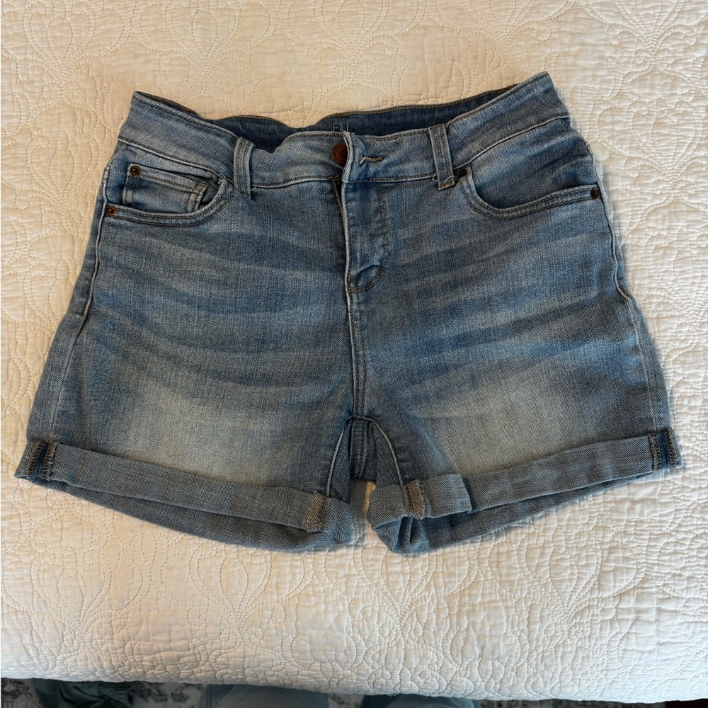 Time and Tru Light Blue Rolled Cuff Denim Shorts